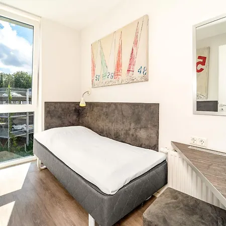 Promenadenvilla 03 07 *